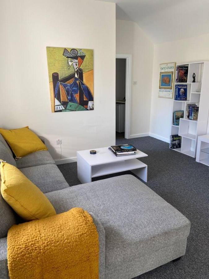 Town House In Ideal Location Central אניסקילן מראה חיצוני תמונה