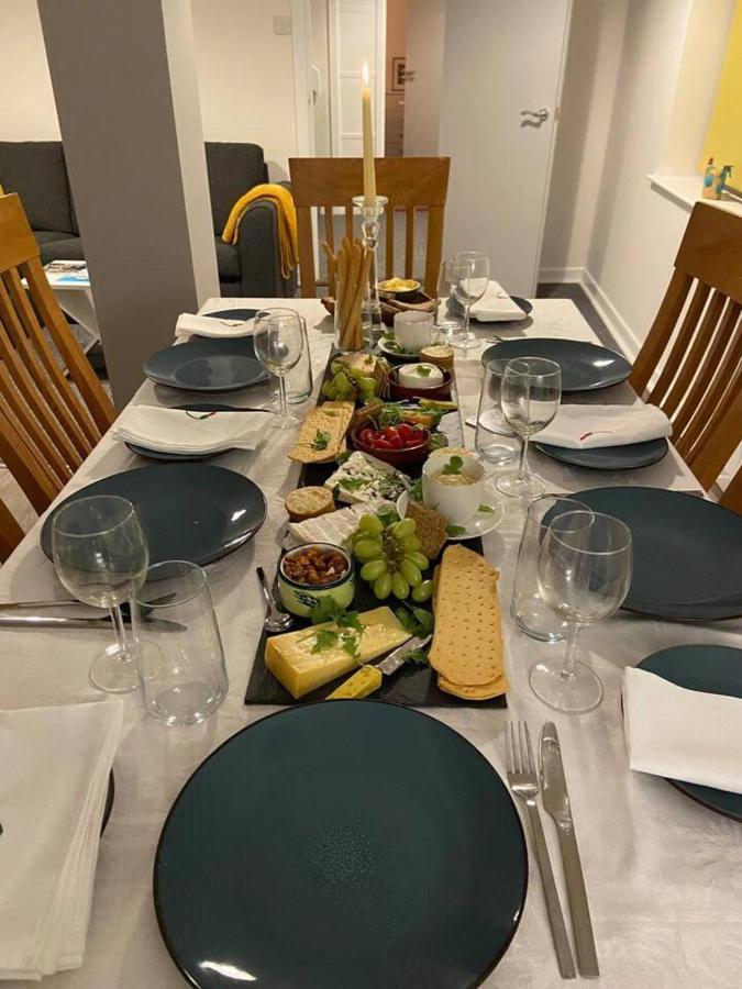 Town House In Ideal Location Central אניסקילן מראה חיצוני תמונה