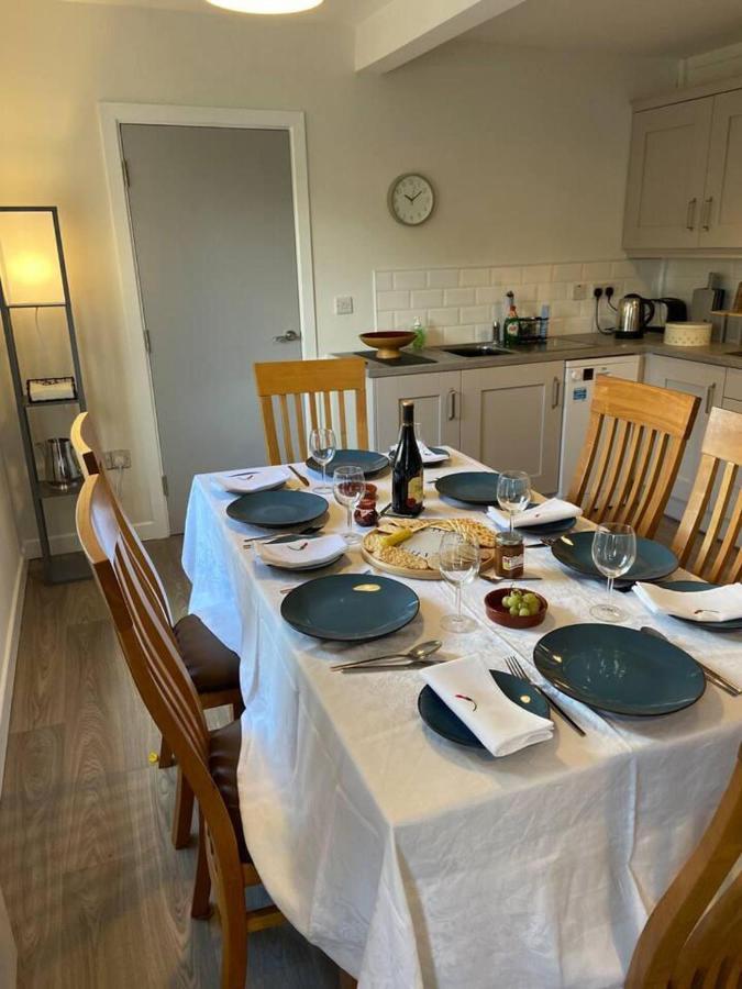 Town House In Ideal Location Central אניסקילן מראה חיצוני תמונה